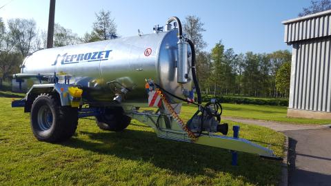Cisterna 9 000 lt. (obr. Cisterna 9000 lt.)